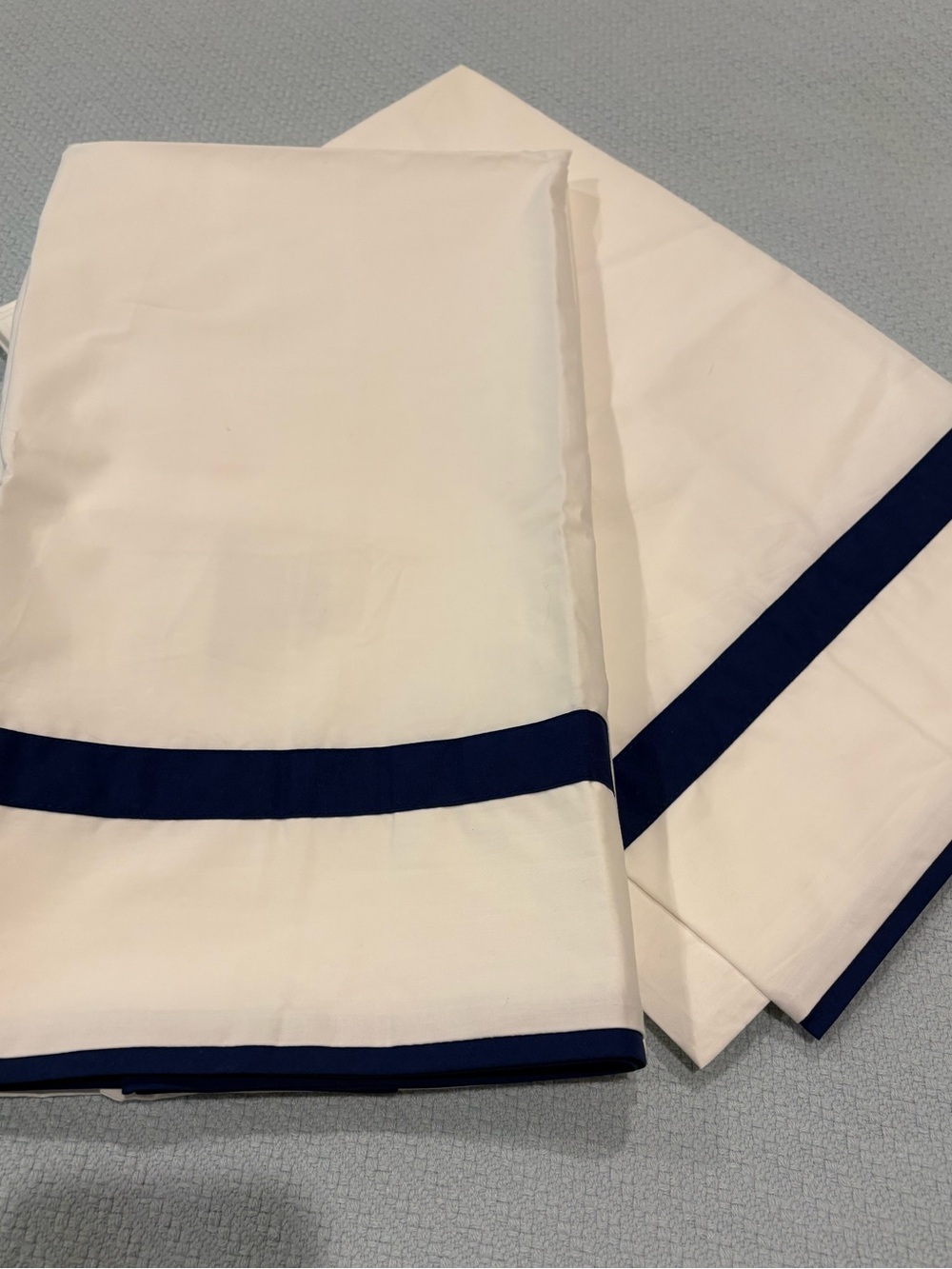 Pottery Barn NEW Morgan Standard Pillowcases (2) White w/Navy